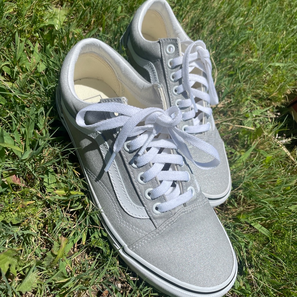 VANS OLD SKOOL Size W8.5/M7